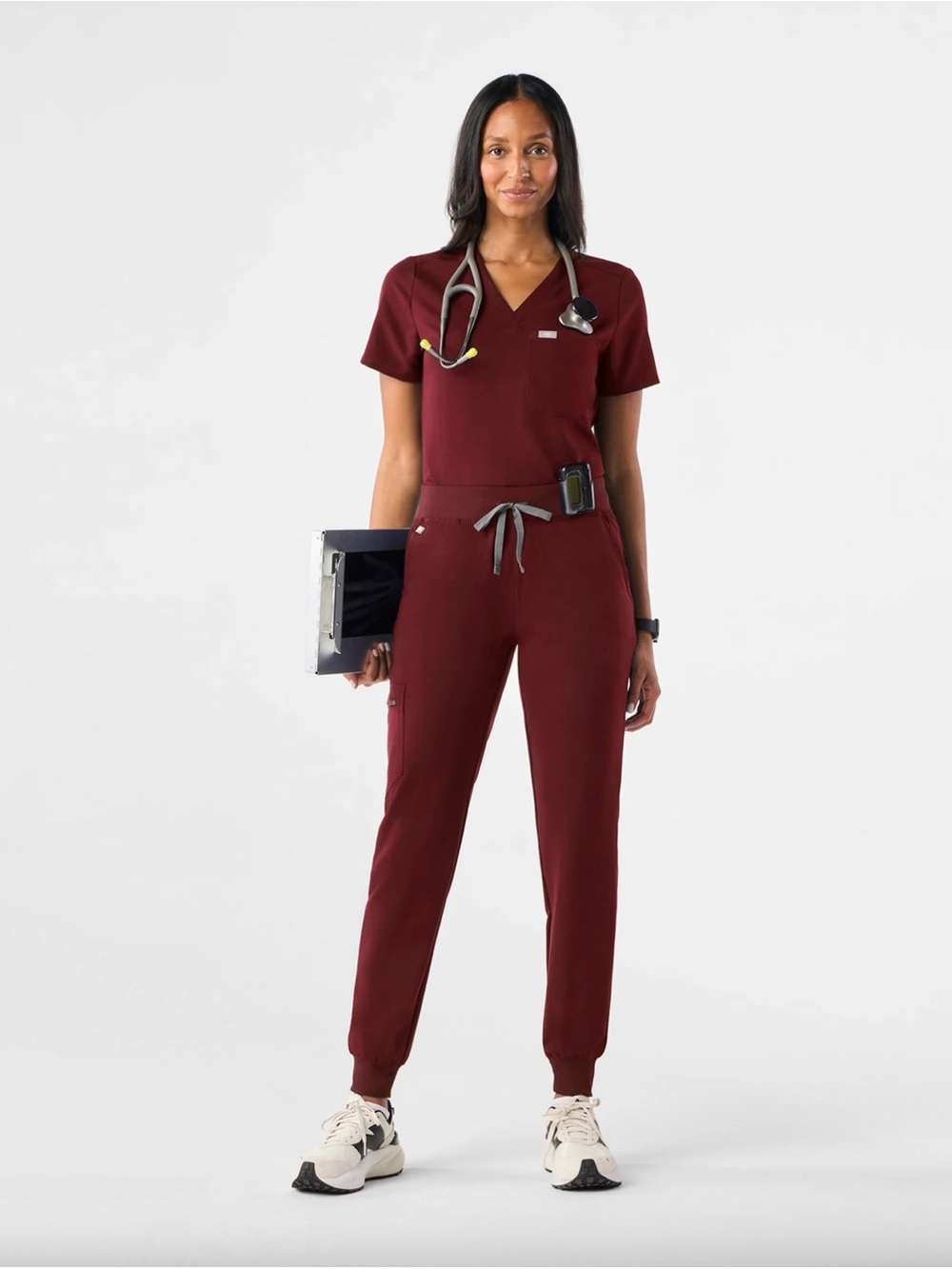 FIGS Women’s Zamora Jogger Scrub Pant Burgundy Size M/P - Picture 2 of 6